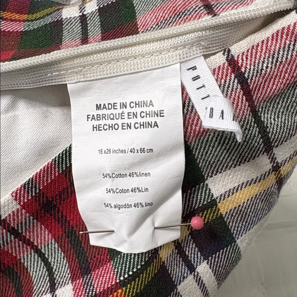 Pottery Barn Festive Plaid Pillow Cover and Insert - Picture 7 of 9